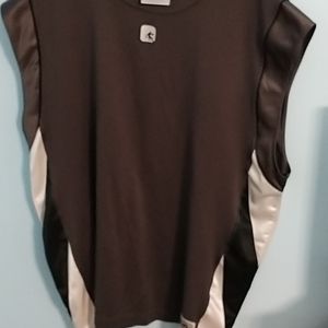 Men's gray and white muscle shirt